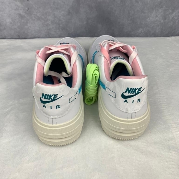 Womens Nike AF 1 Platform shoes DZ5197-100 White Green Pink Sz 10 sneaker - Picture 9 of 12